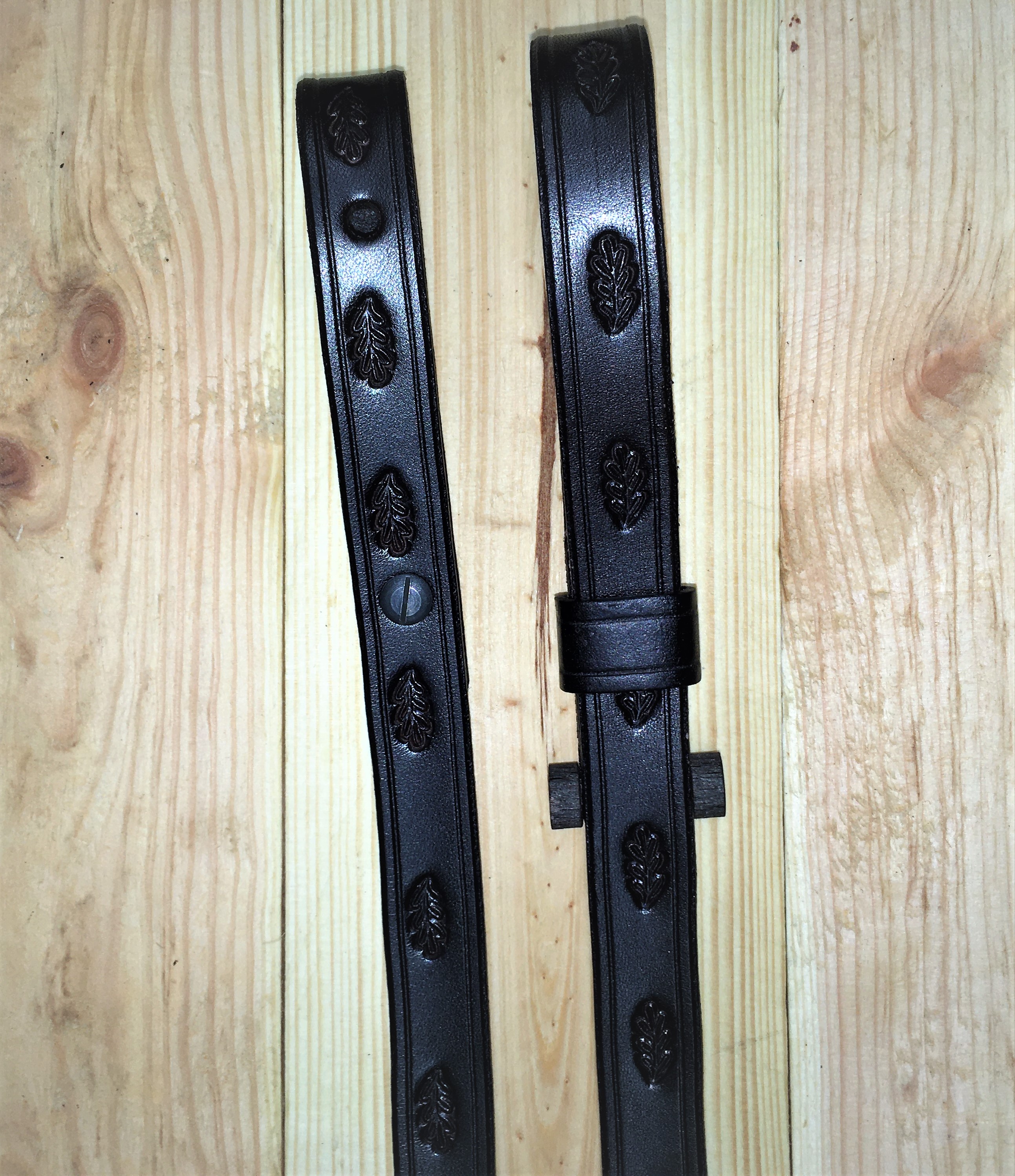 Kožený stahovací řemen na zbraň (nepodšitý)