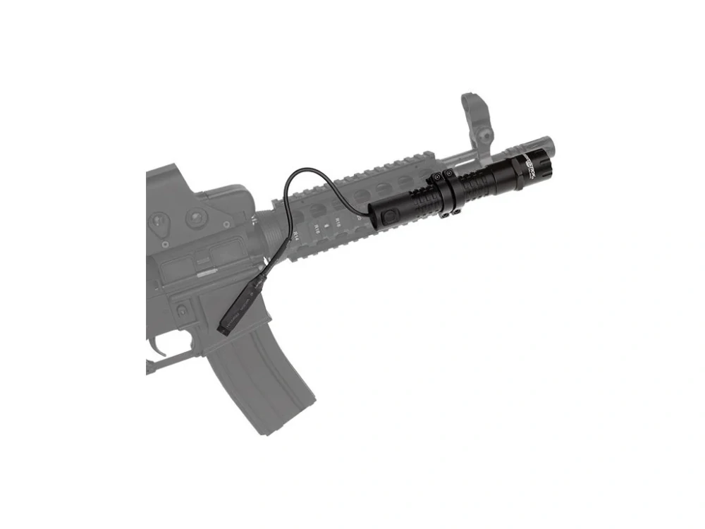 Taktická svítilna s dálkovým spínačem, 800 lm