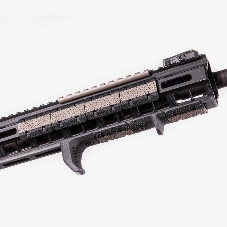 Krytka M-LOK railu Magpul, typ 2, černá