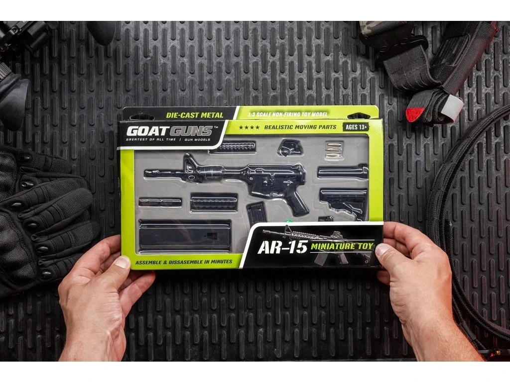 Replika GoatGuns Mini AR15 černá, měřítko 1:3