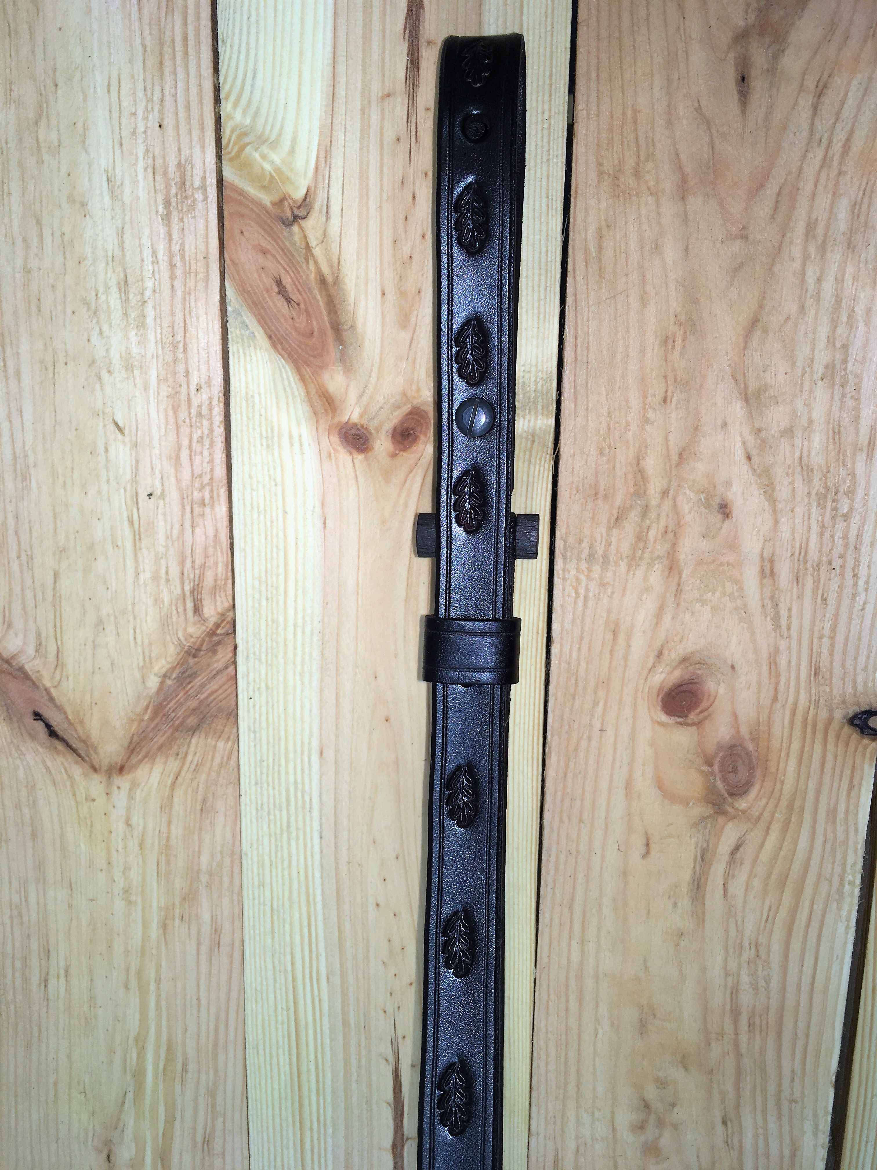 Kožený stahovací řemen na zbraň (nepodšitý)