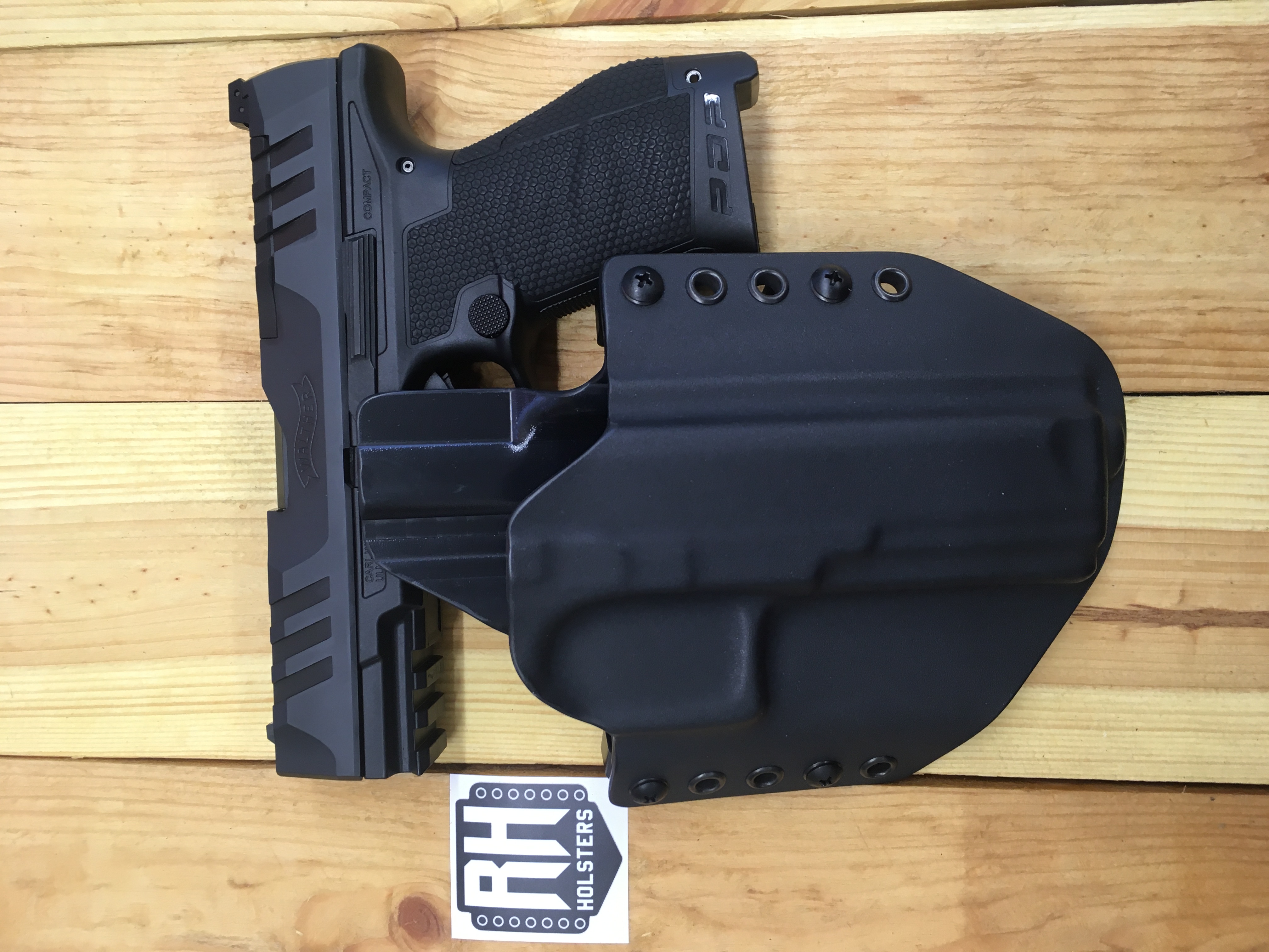 OWB - Walther PDP 4.5"- vnější kydexové pouzdro, pravé, poloviční sweatguard, průvleky 40 mm, černá