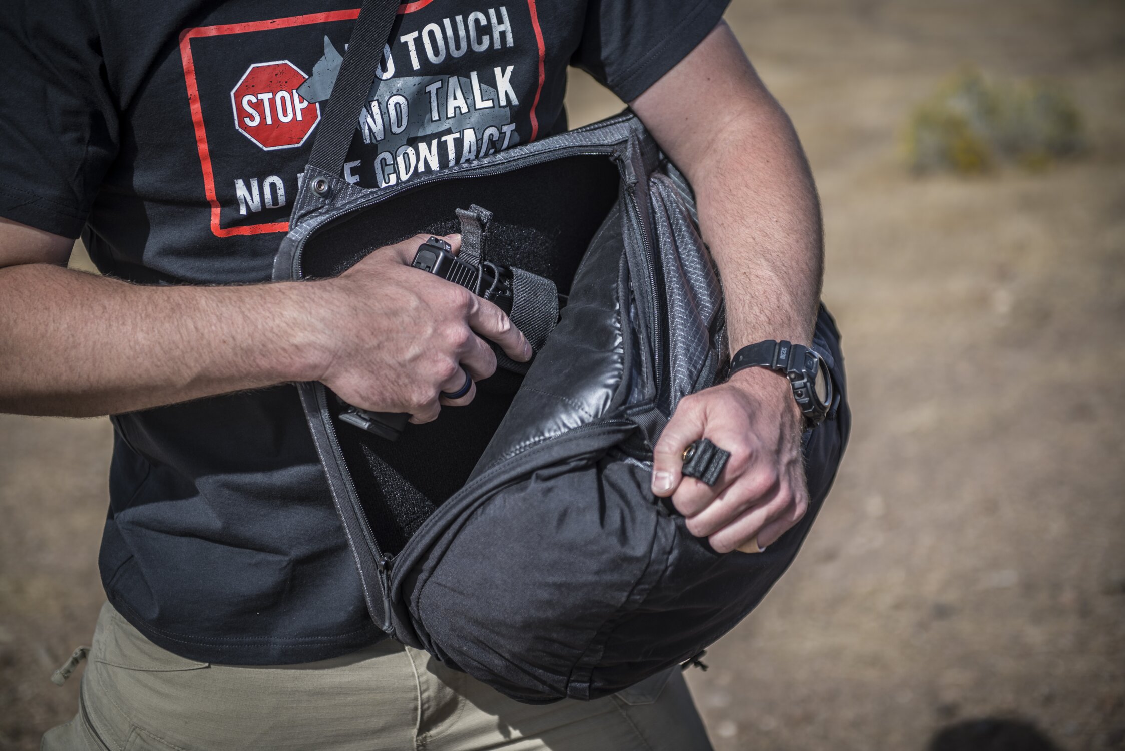 Univerzální pouzdro na zbraň Inverted Pistol Holder Insert - Cordura® - Black