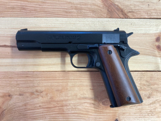 Plynová pistole Bruni 96 cal. 9 mm Colt 1911