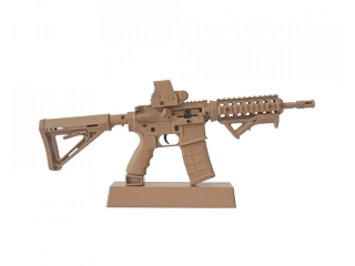 Replika GoatGuns Mini AR15 Coyote, měřítko 1:3